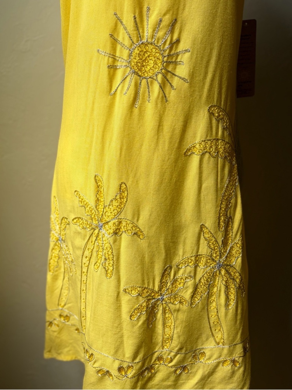 Raya Sun Embroidered Palm Tree Sundress Yellow Sleeveless NWT L - Picture 3 of 9